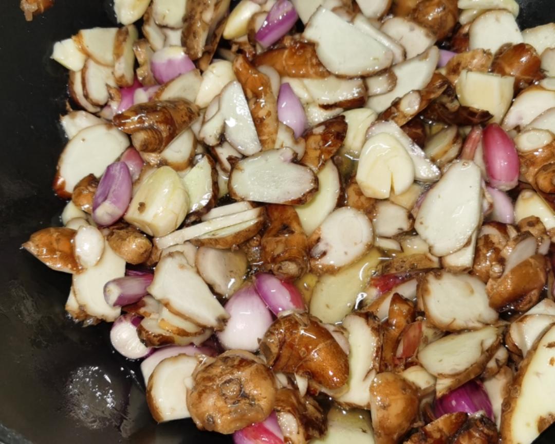 懒人沙姜鸡的做法 步骤2