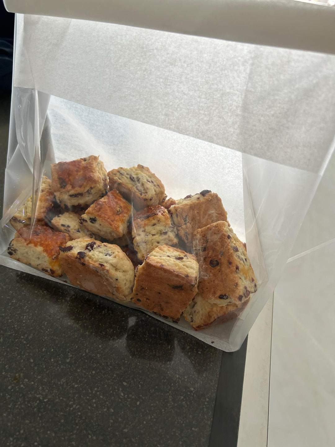 消耗淡奶油的司康