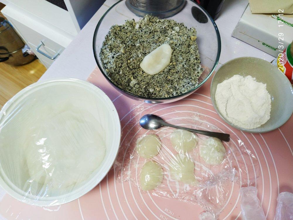 芝麻花生糯米糍