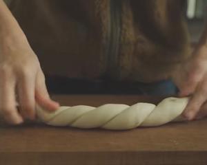 Simit 土耳其芝麻圈面包的做法 步骤5