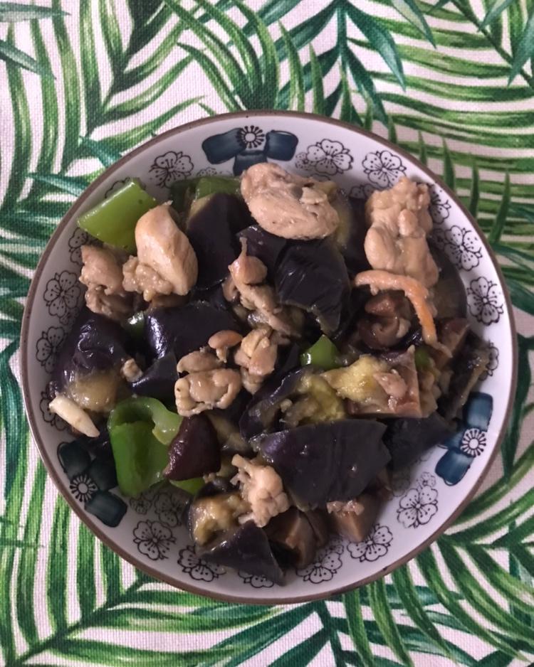 鸡腿香菇茄子