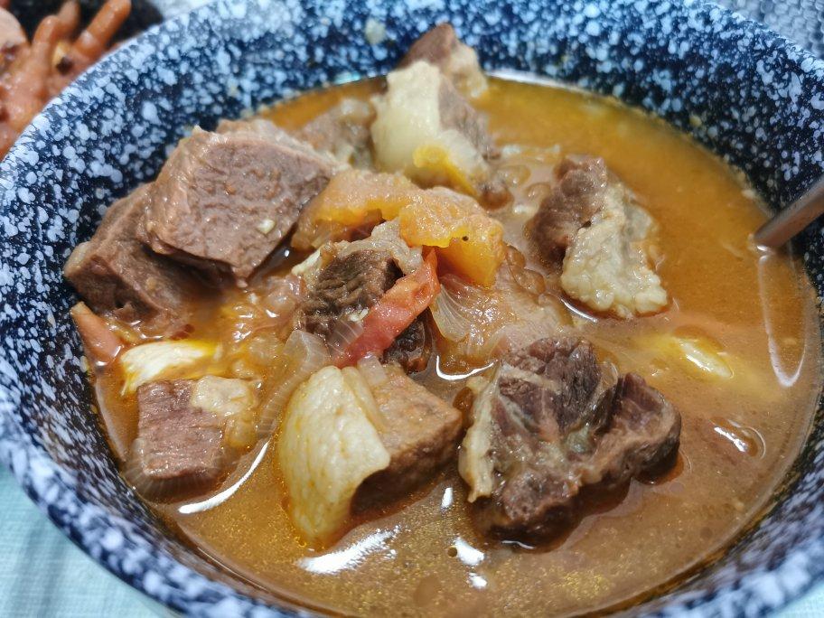 番茄炖牛肉