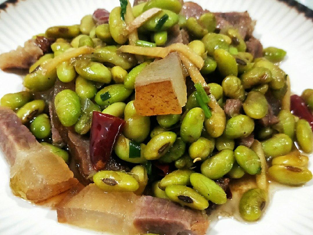 腊肉炒毛豆