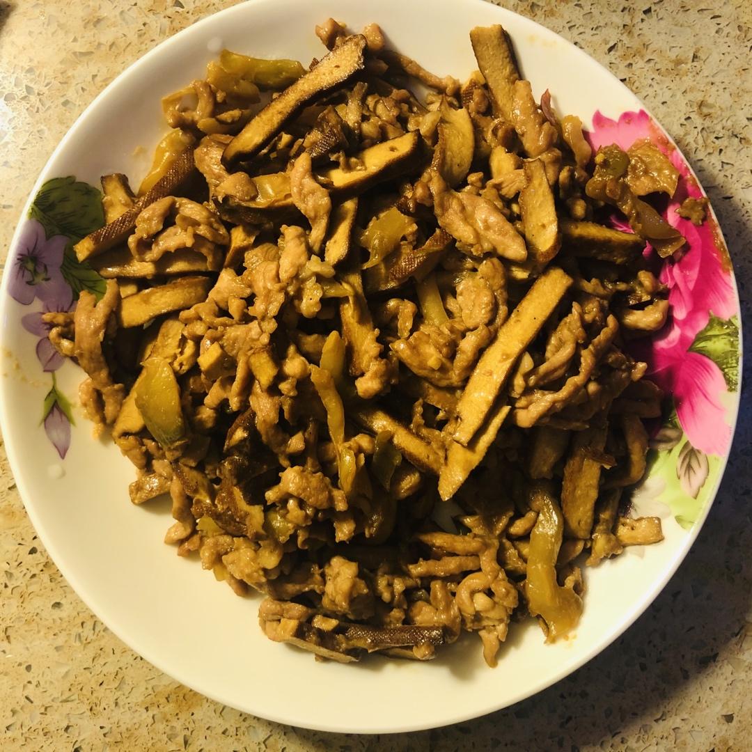榨菜香干炒肉丝