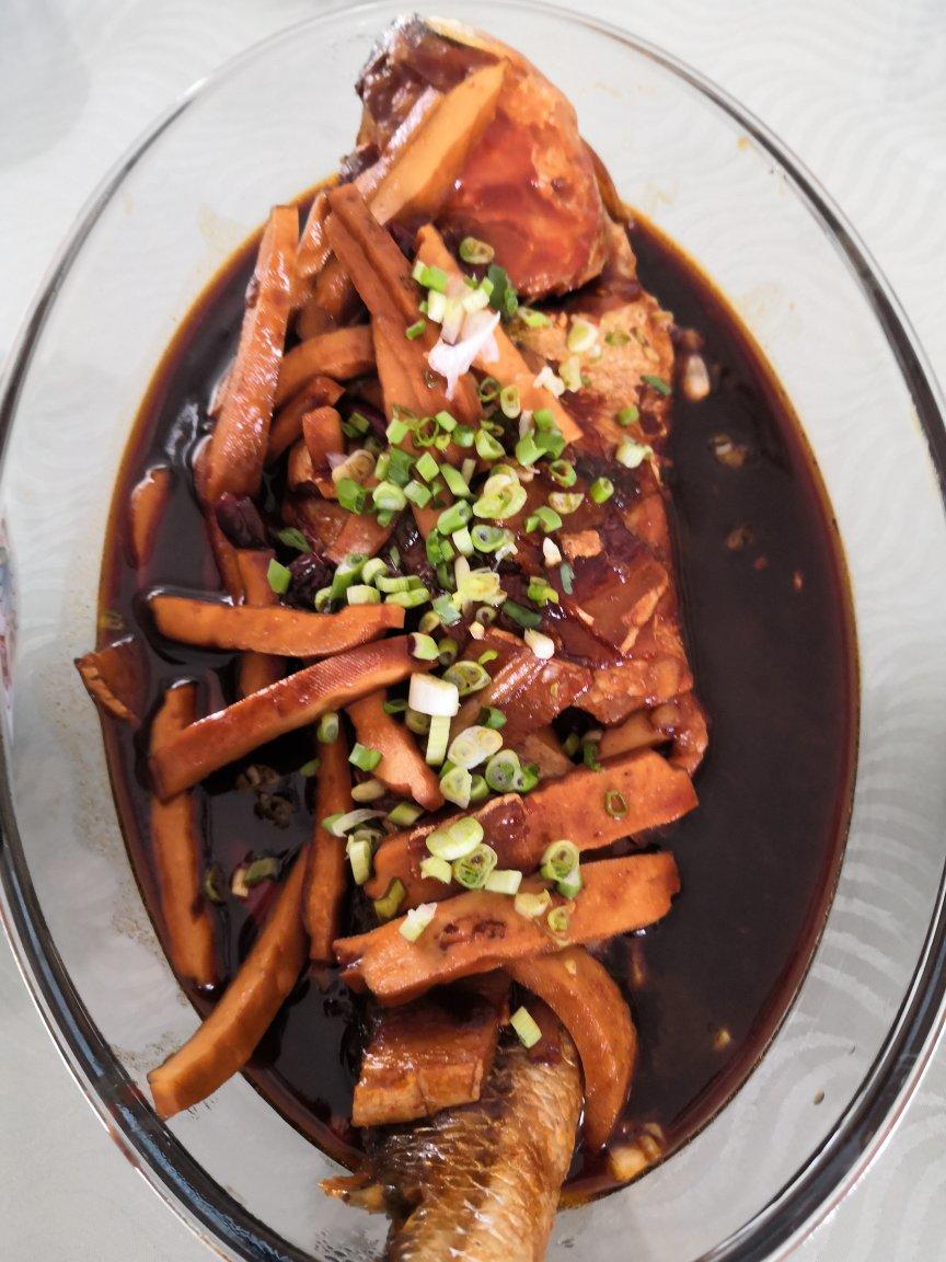 红烧黄鱼—鱼皮不破的小窍门