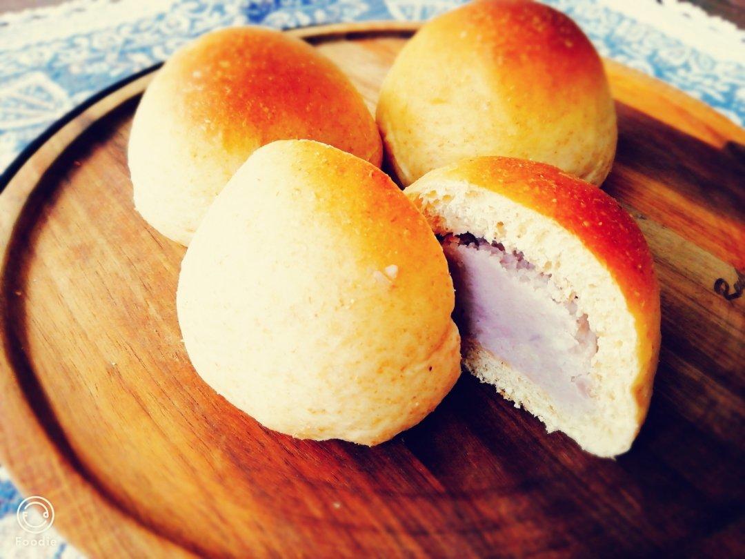 猫咪-77做的香芋花环小面包