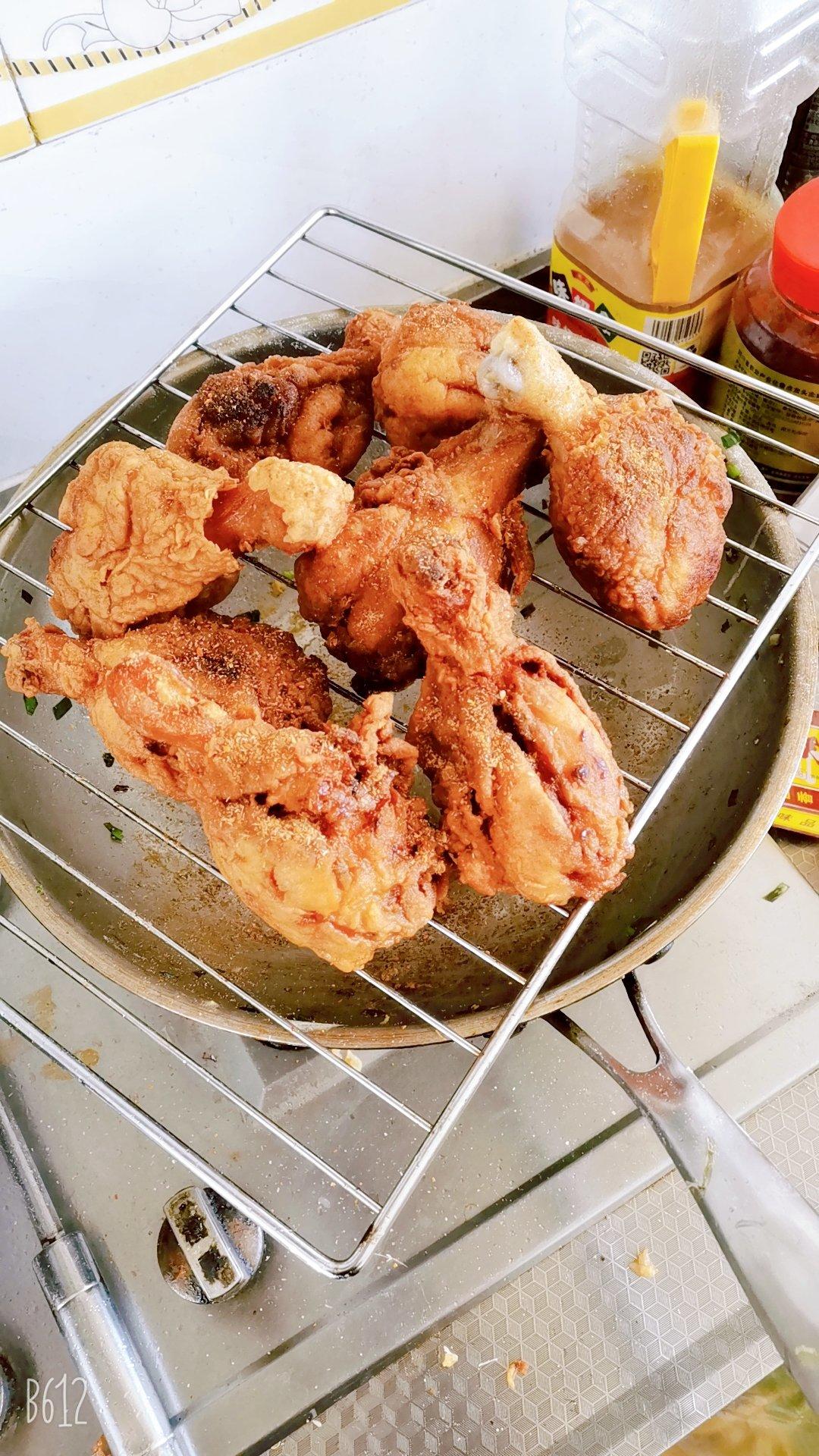 不用炸鸡粉也可以炸出酥脆炸鸡腿