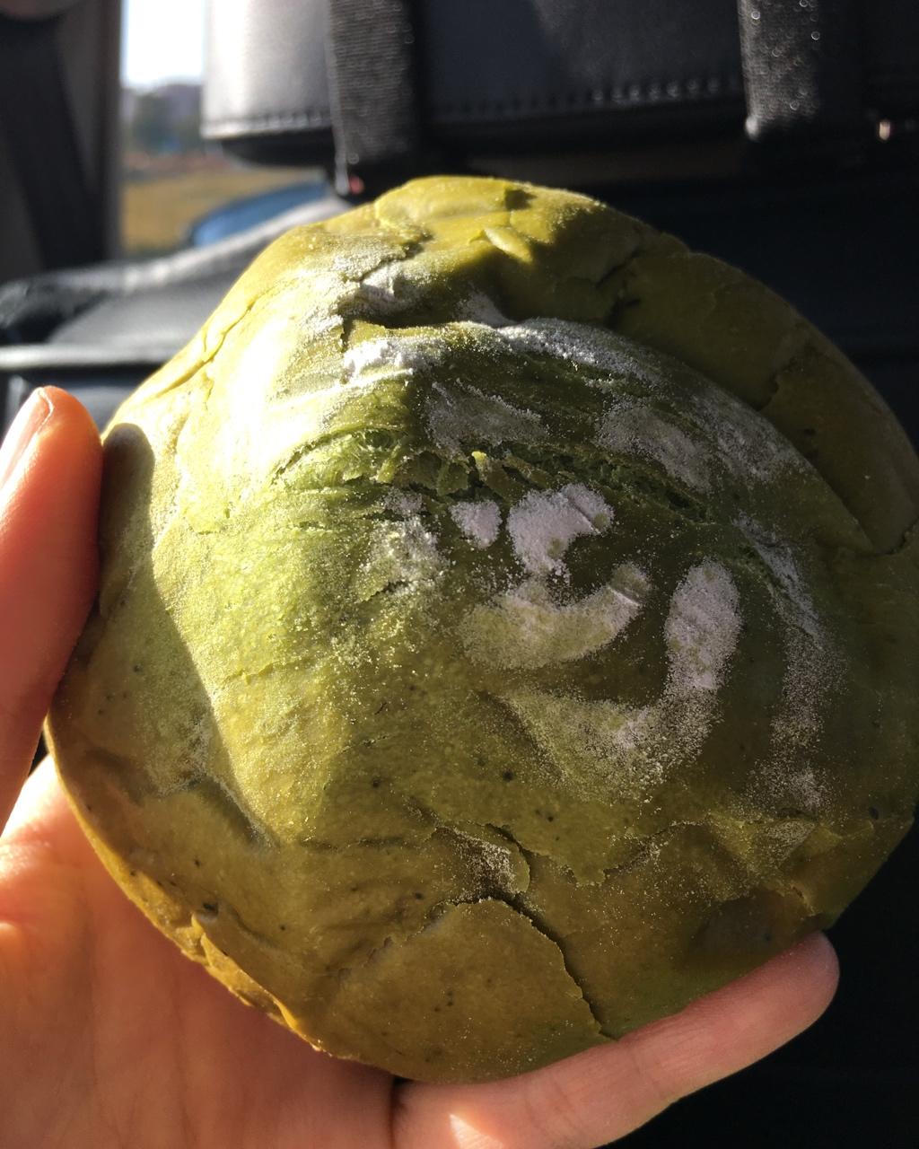 抹茶豆沙奶酪软欧包