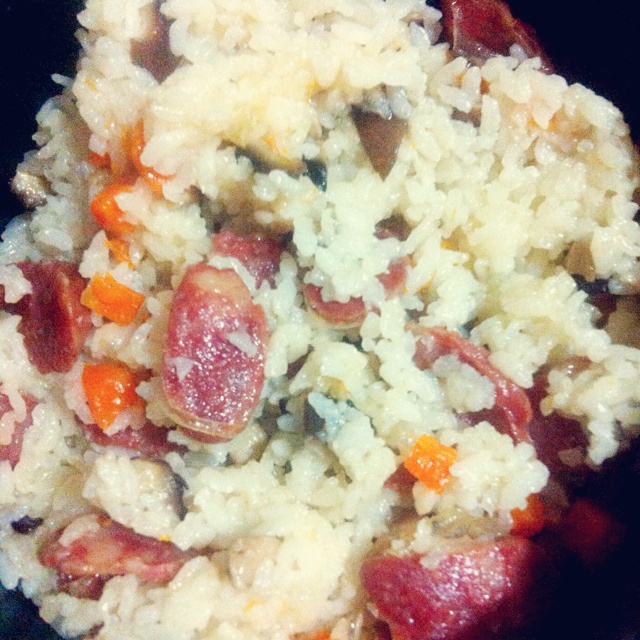 电饭锅版香菇腊肠饭