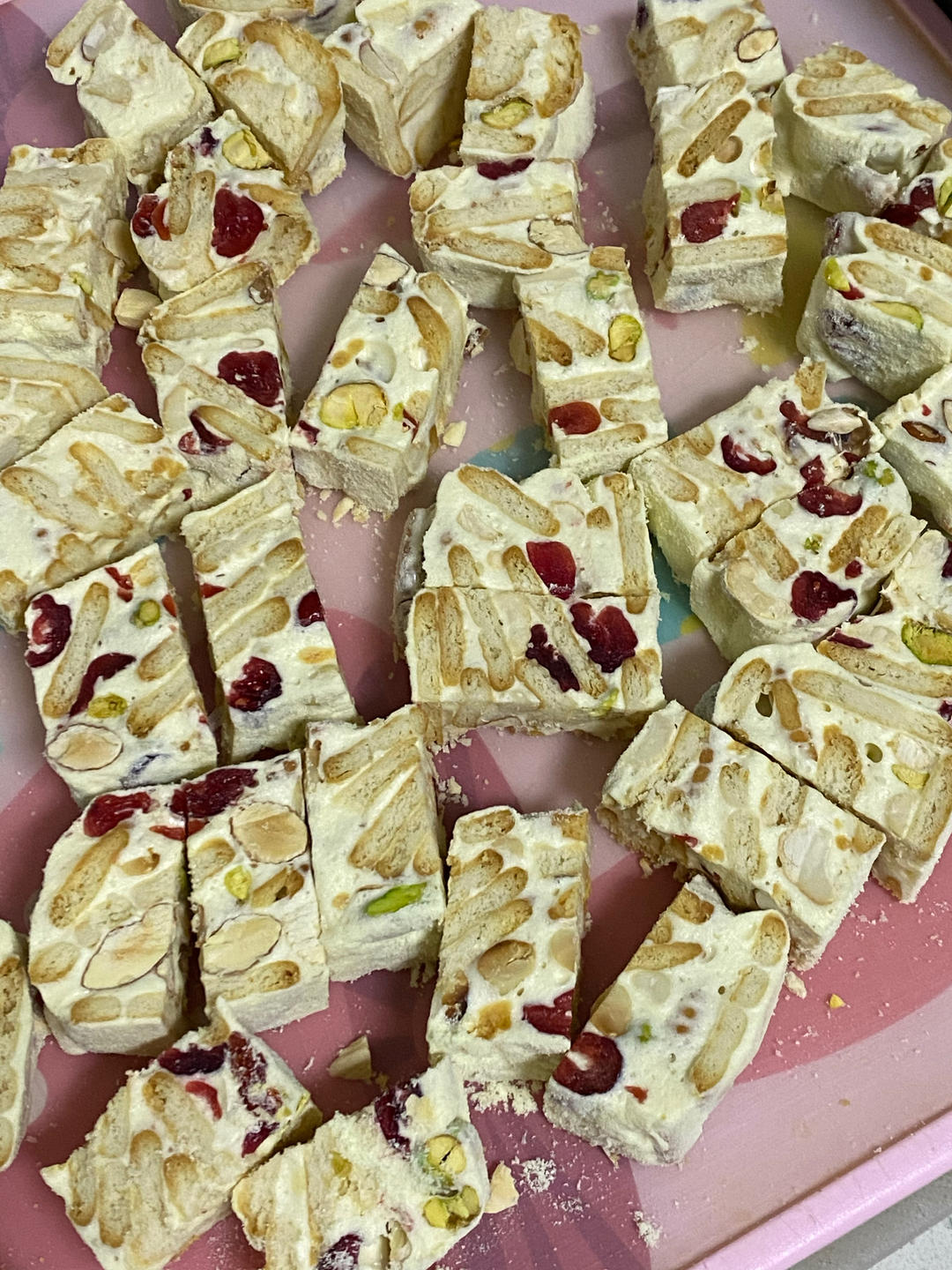 雪花酥（雪花饼，牛轧奶芙，奶酥）