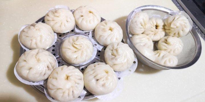 酱肉包子