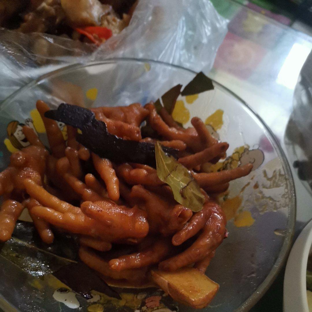 卤鸡爪