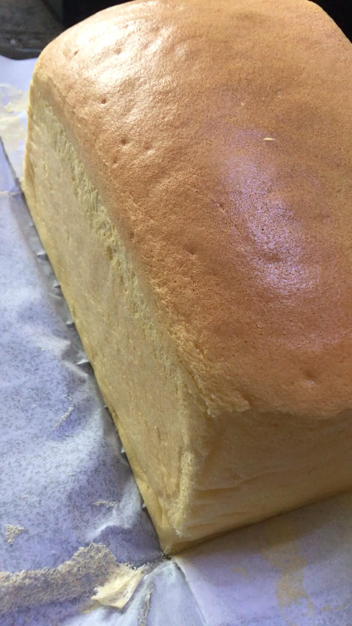 堪比柯基屁股
爆浆芝士🧀古早蛋糕