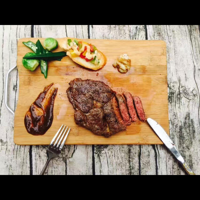 黑椒牛排