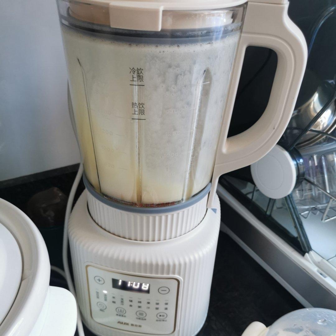 破壁机打出没有豆腥味的豆浆（免泡豆）