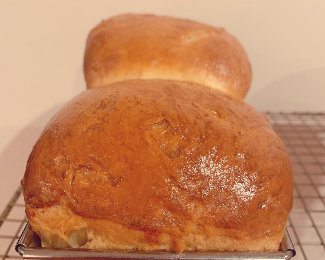 香喷喷手撕香草牛奶面包