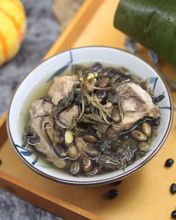 苦斋婆黑豆排骨汤