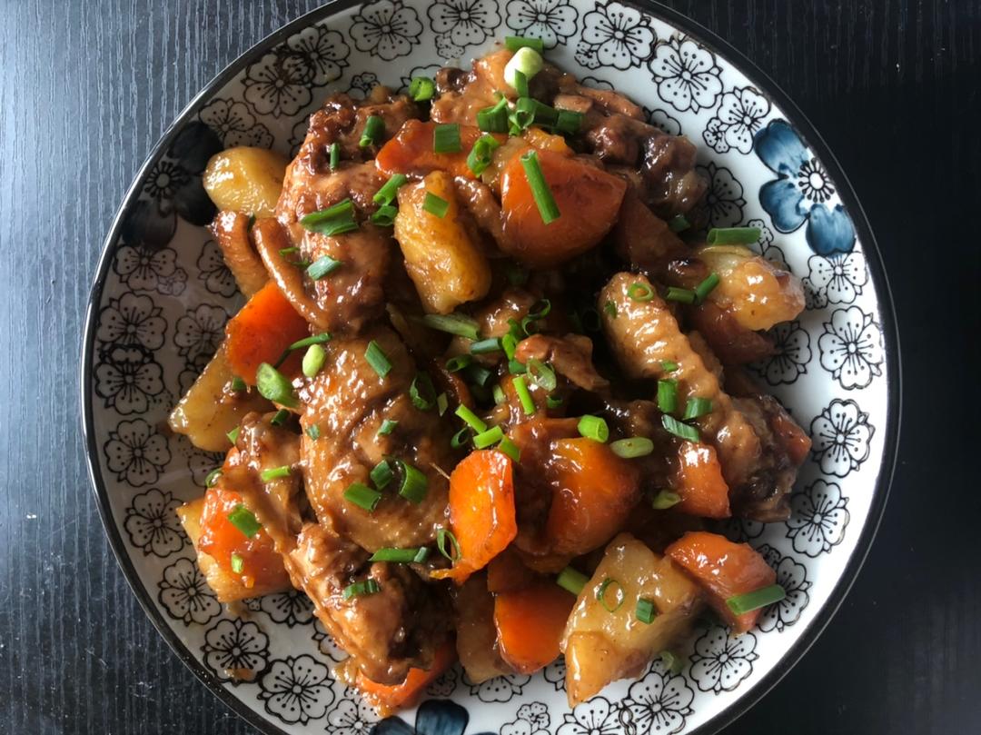 秘诀是可乐的红烧土豆鸡翅