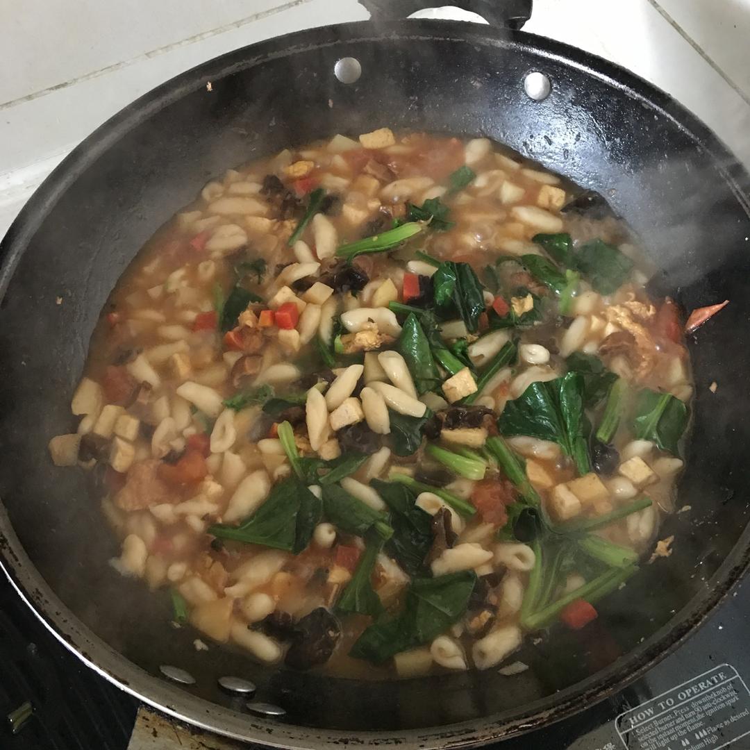 小陕烩麻食