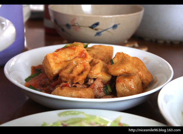 番茄白菜炖豆腐泡
