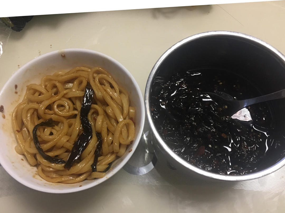 10分钟搞定的一碗葱油拌面