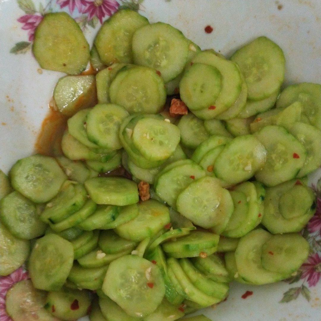 凉拌黄瓜