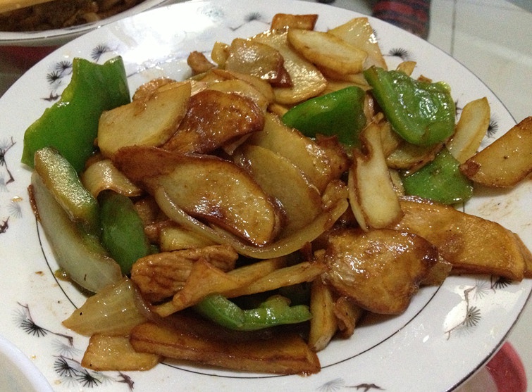 土豆青椒炒肉片