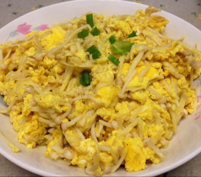 金针菇咖喱炒蛋