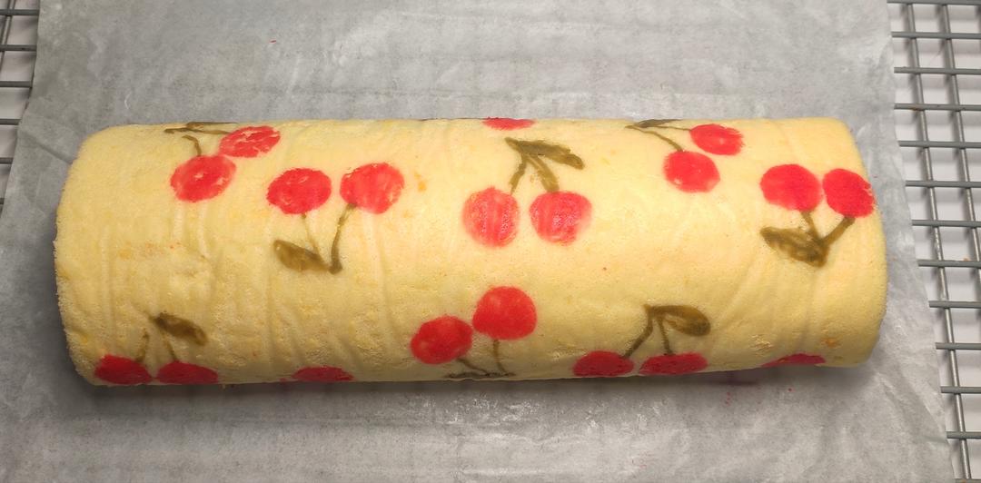 樱桃蛋糕卷