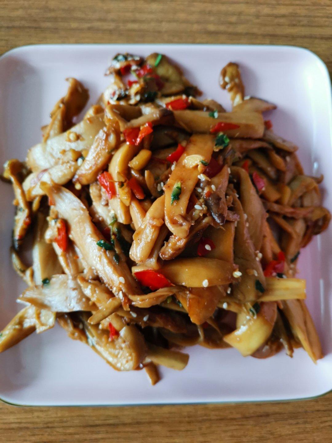 干煸手撕杏鲍菇