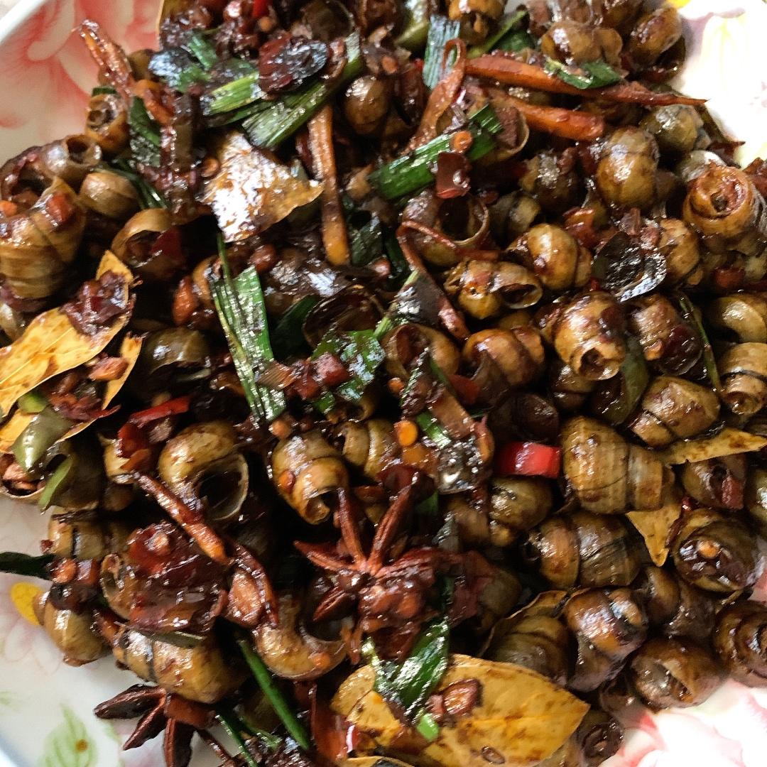 香辣田螺-和小龙虾并肩的四川夜宵之王