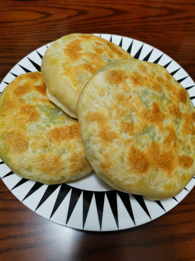 陈乐乐妈妈做的鲜香韭菜盒子