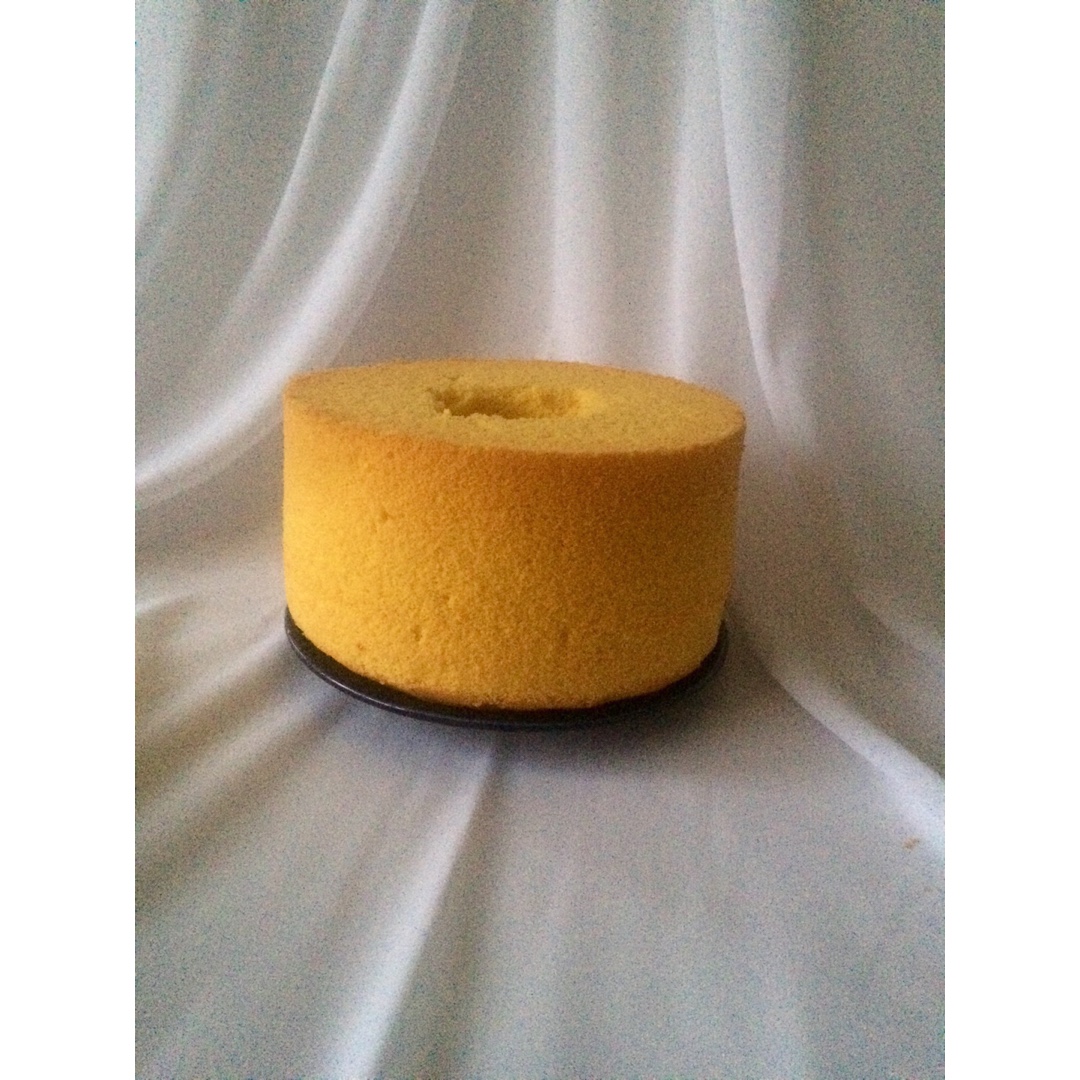 轻盈Q弹的戚风蛋糕（中空模）