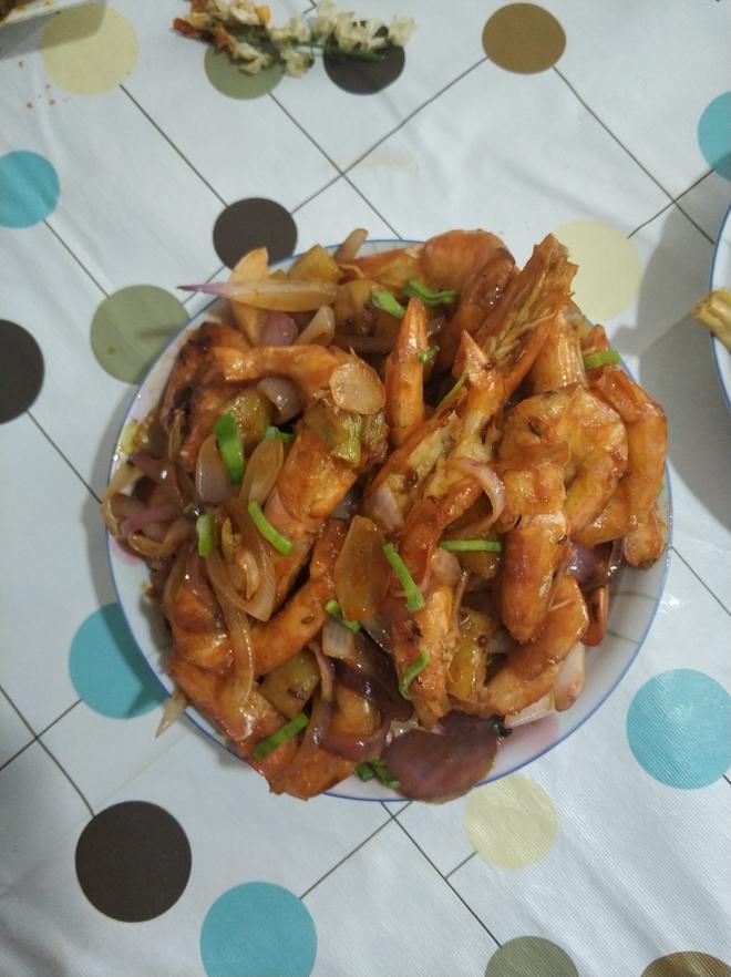 家常菜-干锅土豆虾的做法