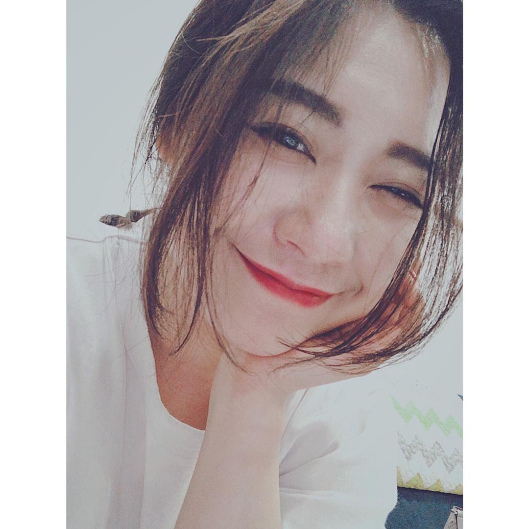 天使姐姐好美丽