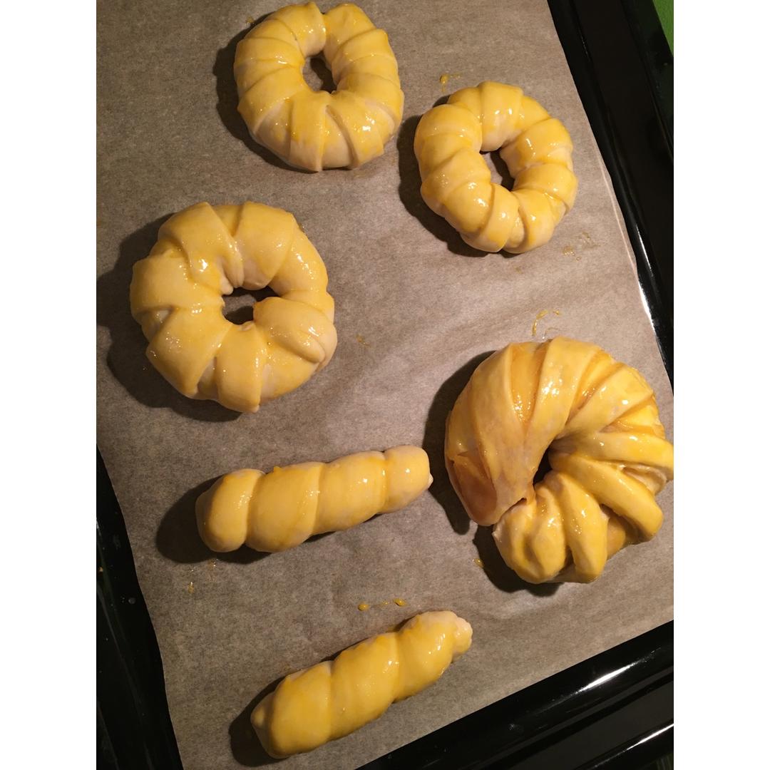 花式豆沙面包