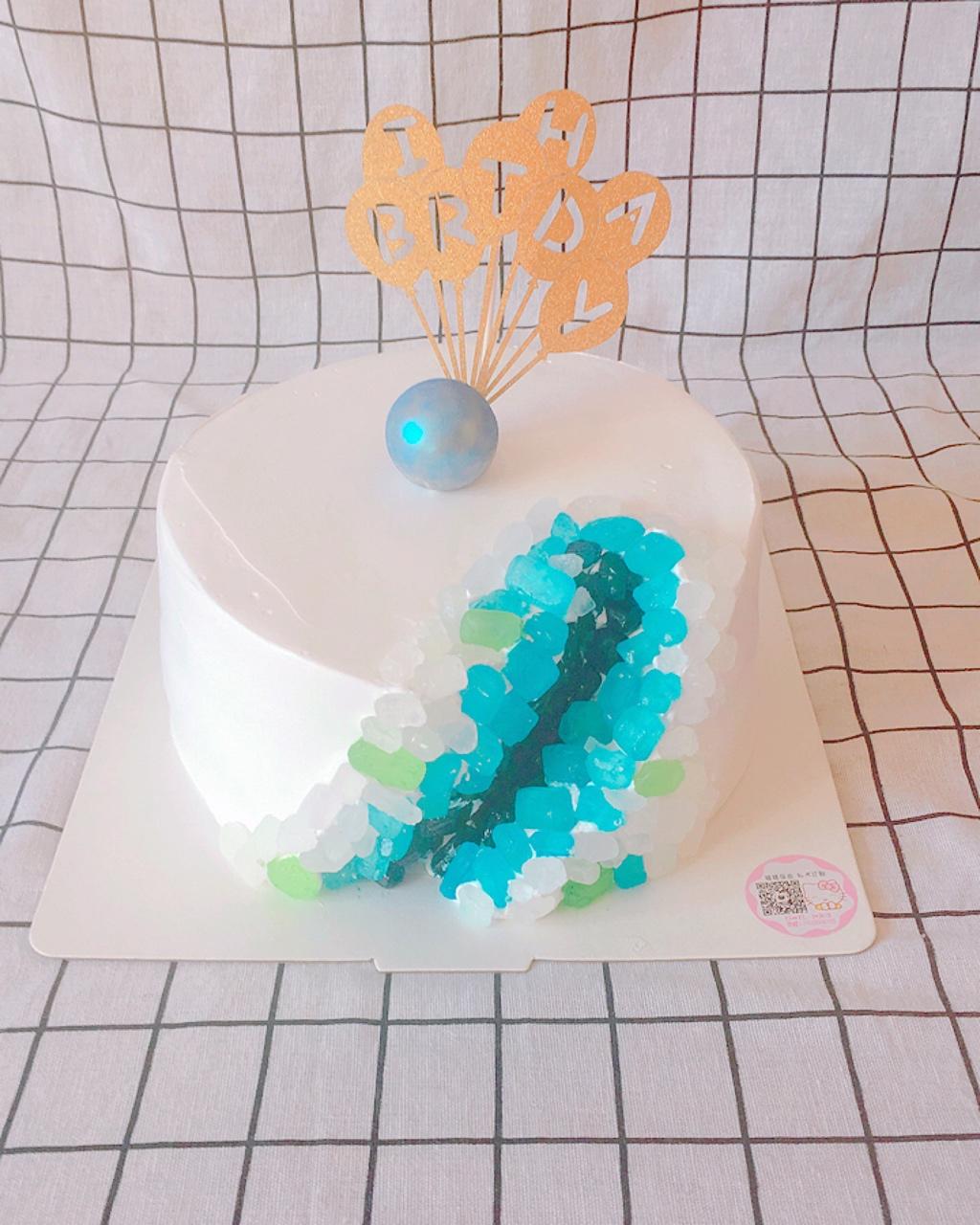 水晶洞翻糖蛋糕