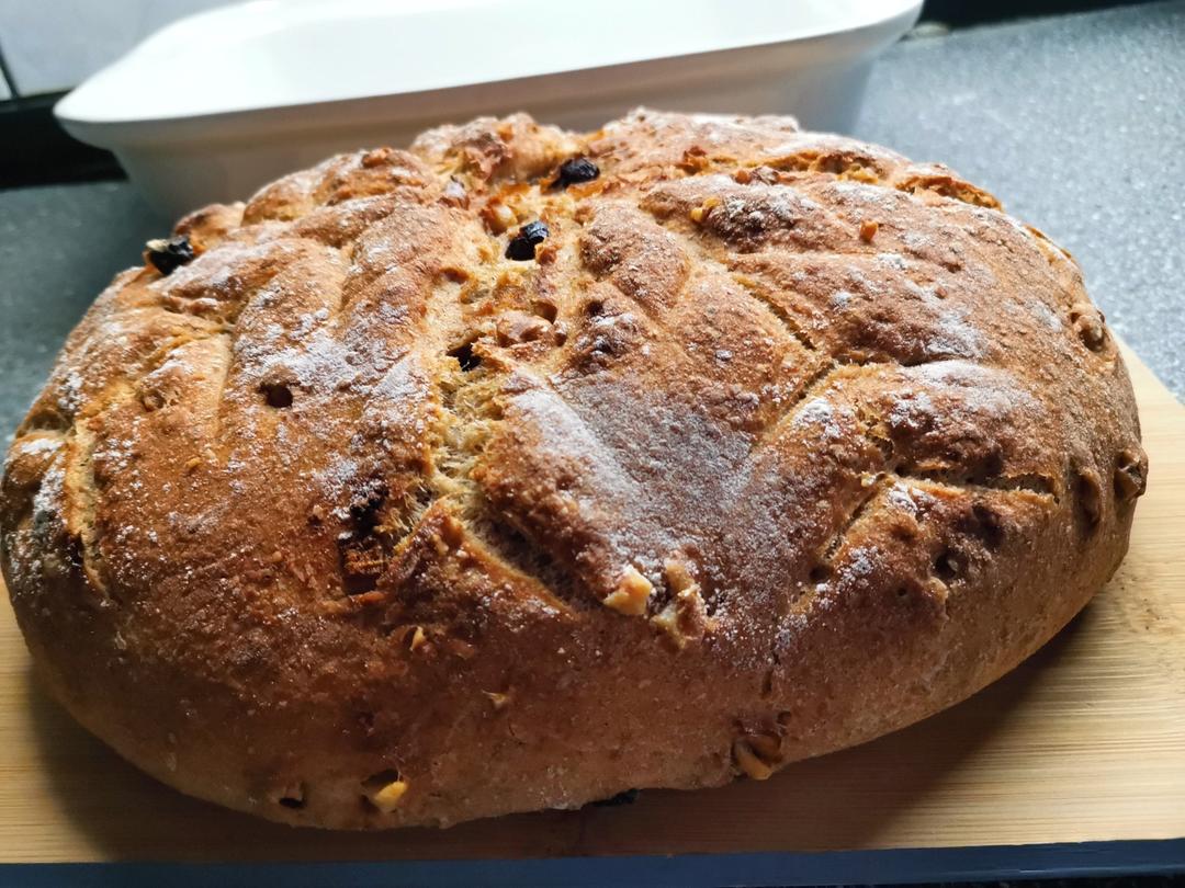 德国婆婆秘方·只多一料·香得上天的全麦核桃蔓越欧包