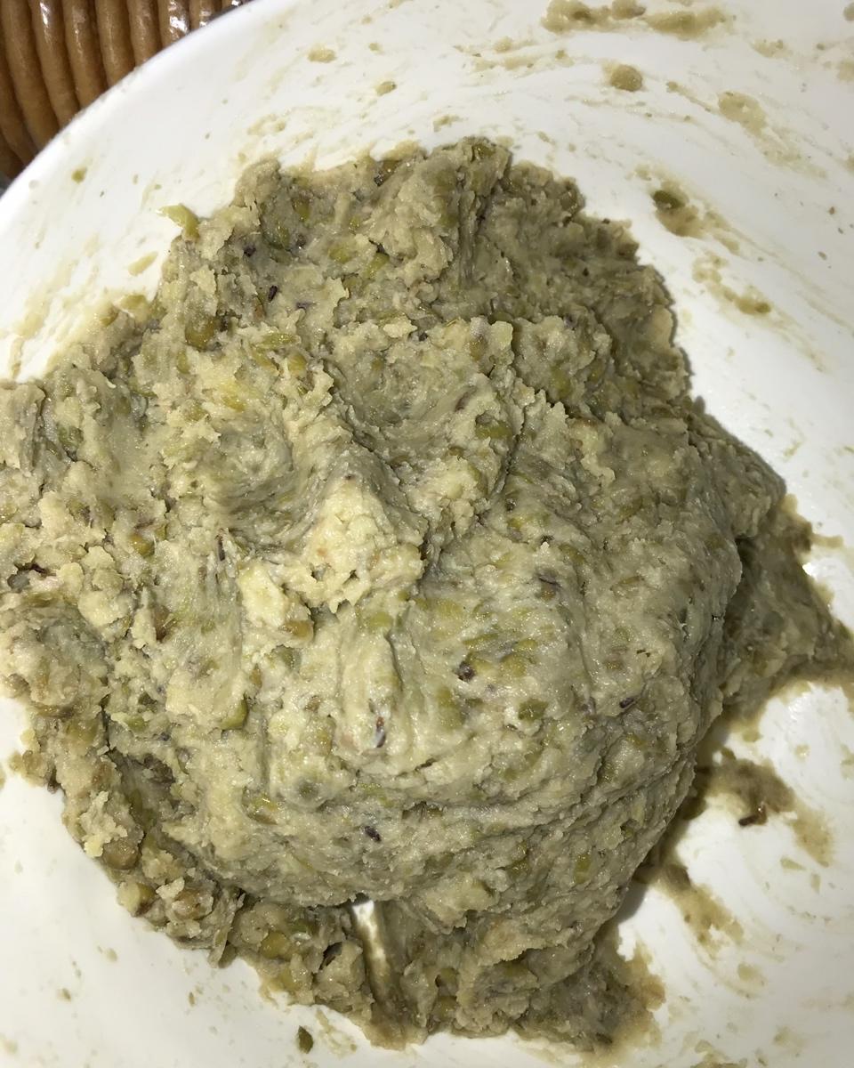 炸绿豆饼(糕)