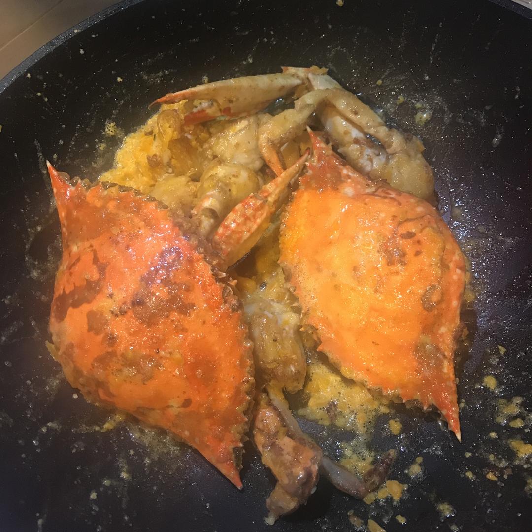 咸蛋黄焗蟹