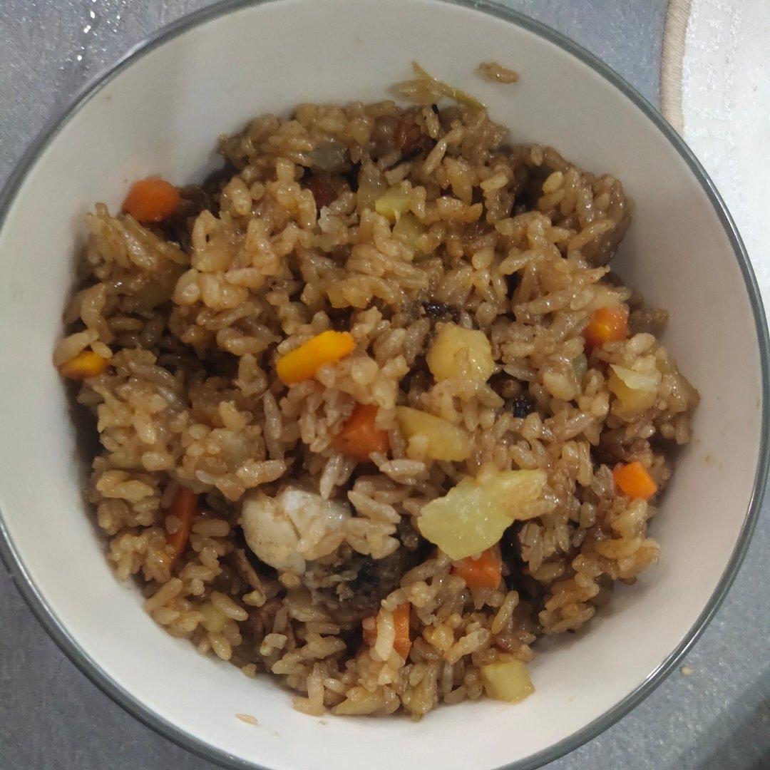 排骨香菇焖饭
