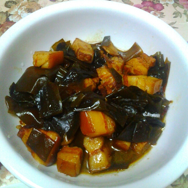 不期而遇-3做的海带红烧肉