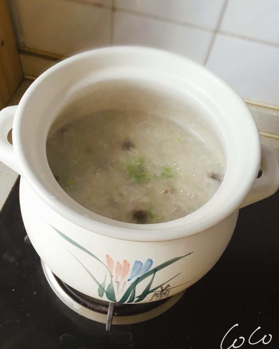 十五分钟快手之香滑皮蛋瘦肉粥(附五分钟电饭煲电压力锅更快捷方法)