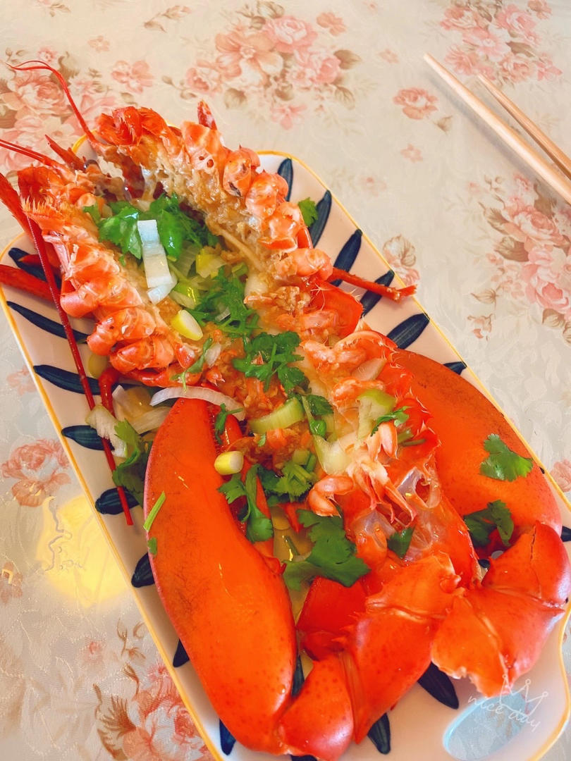 蒜蓉龙虾蒸粉丝