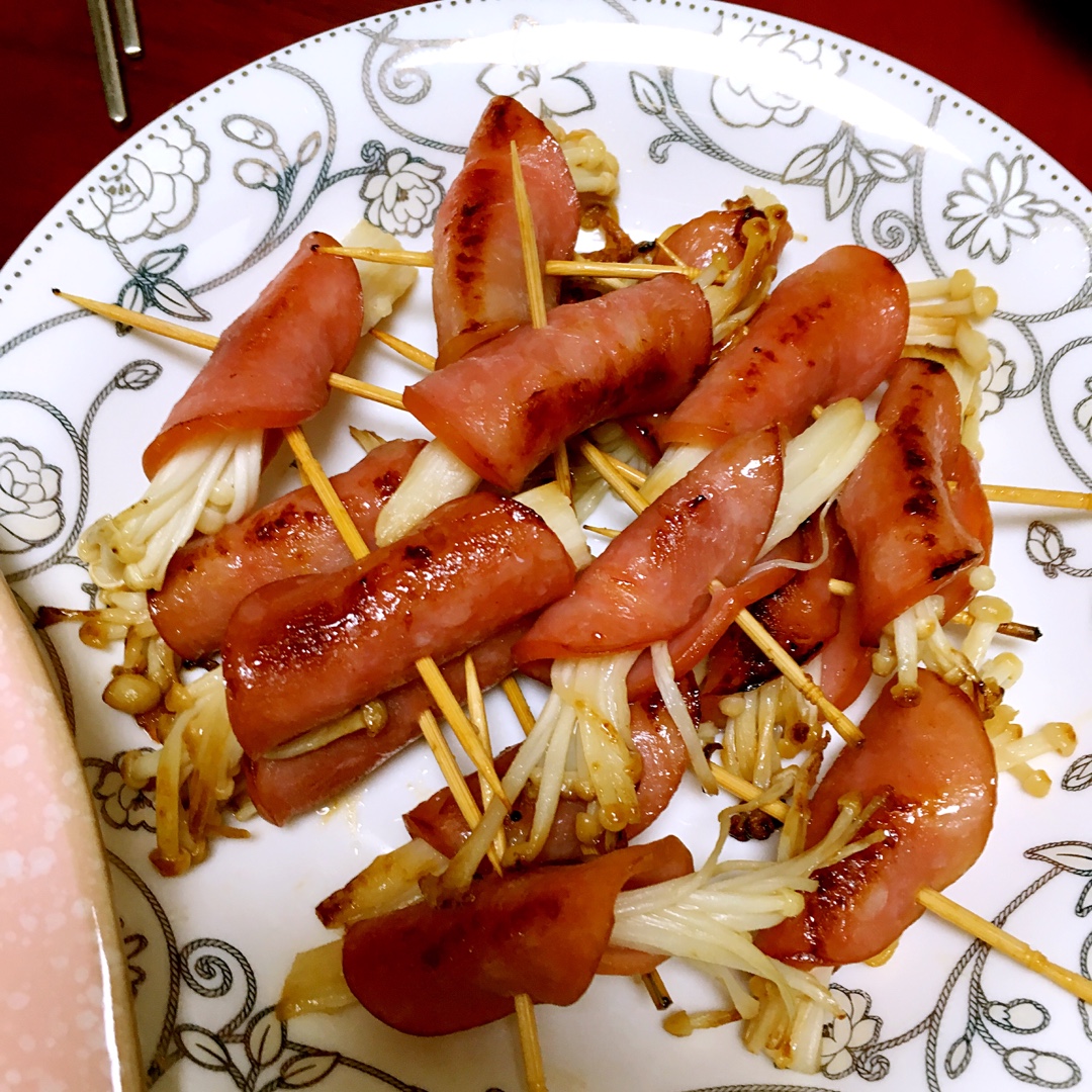 香煎培根金针菇卷