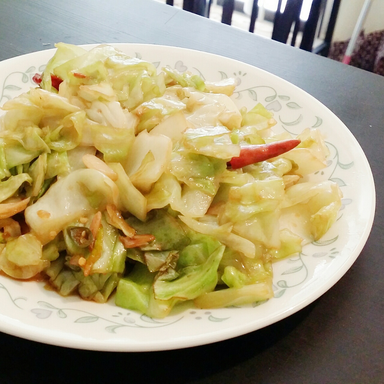 阿婆手撕包菜