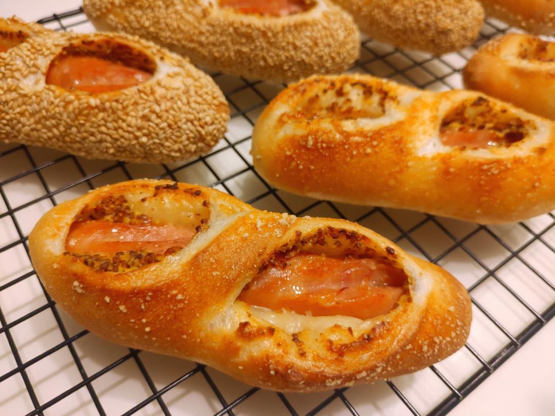 法式爆汁脆肠面包