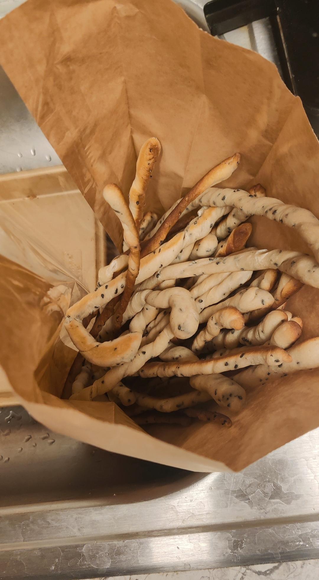 香甜芝麻面包棒~超级简单快手