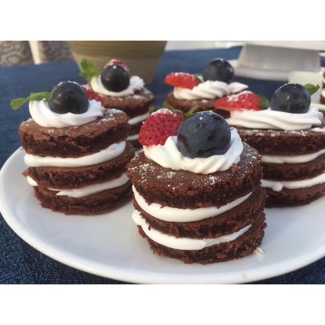 水果巧克力小蛋糕