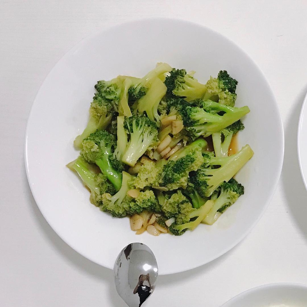 蚝油蒜蓉西兰花